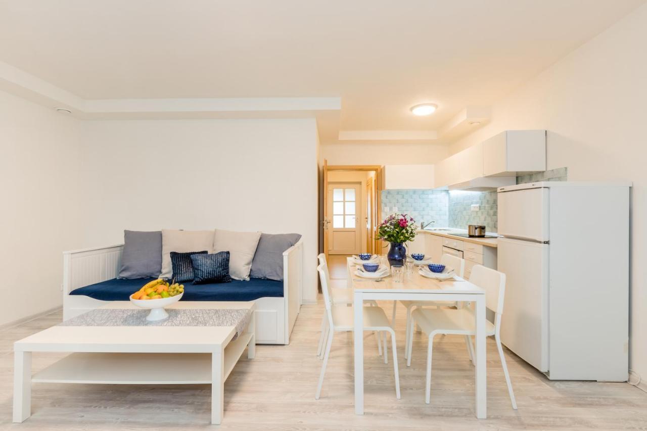 Apartmány Jedovary Trhové Sviny Kültér fotó