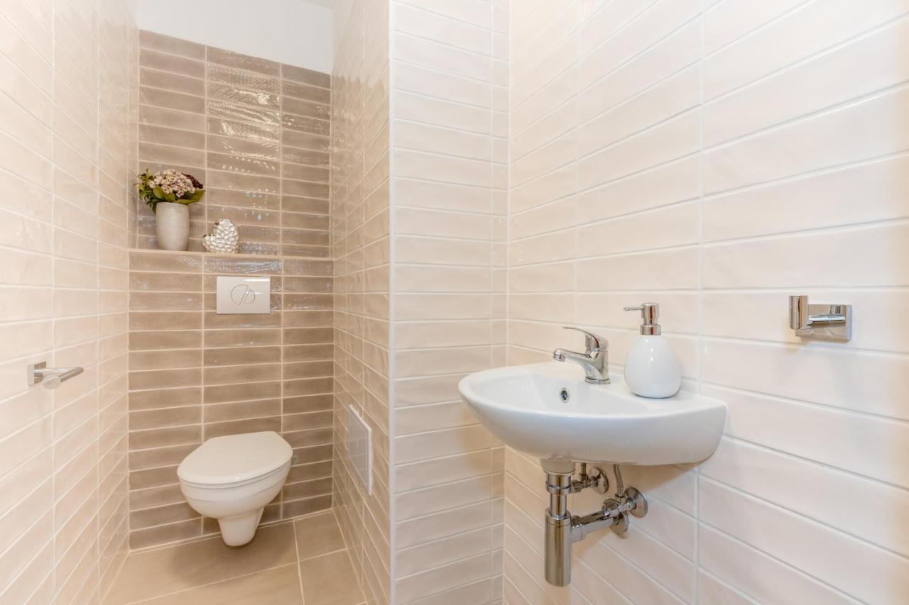 Apartmány Jedovary Trhové Sviny Kültér fotó