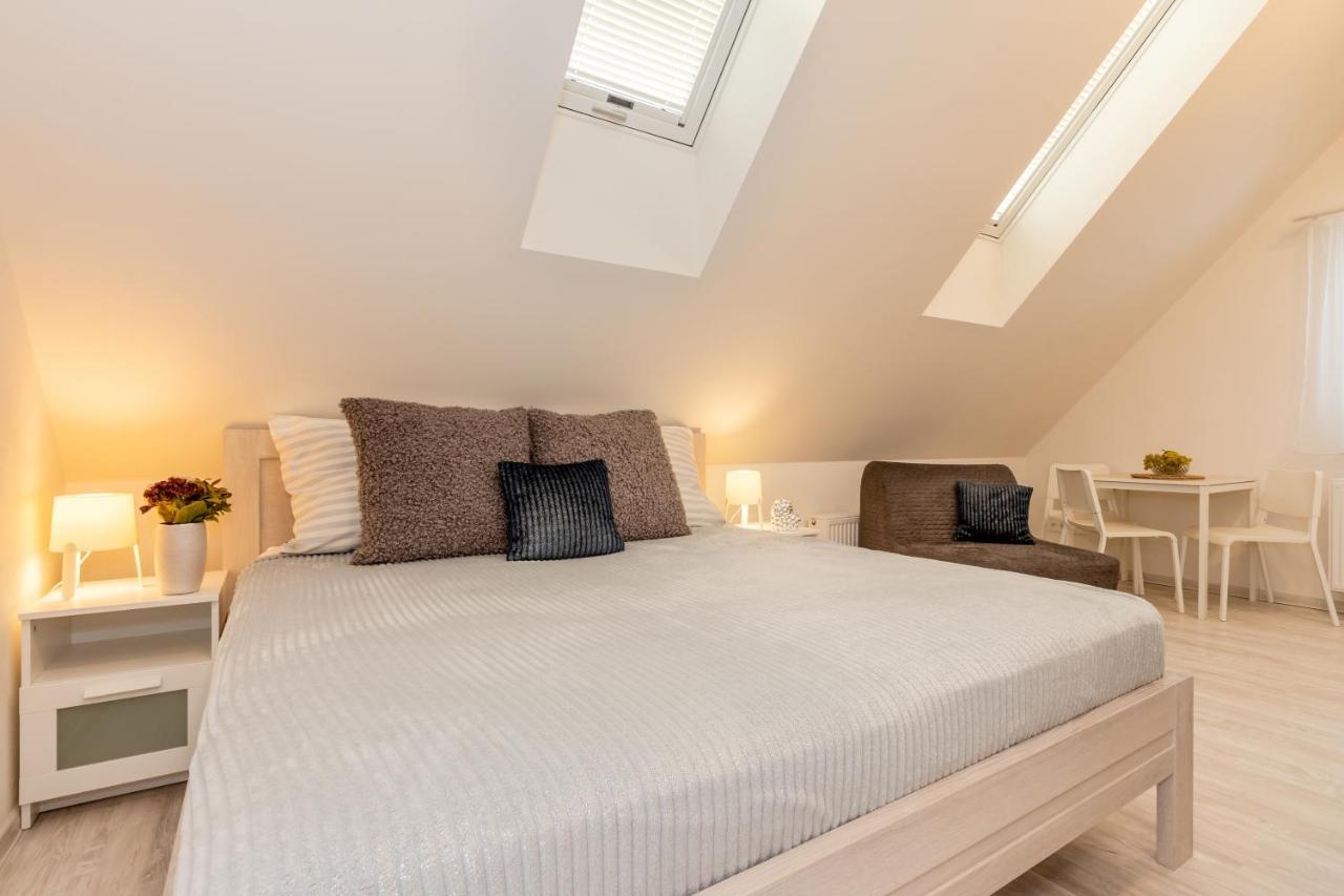 Apartmány Jedovary Trhové Sviny Kültér fotó
